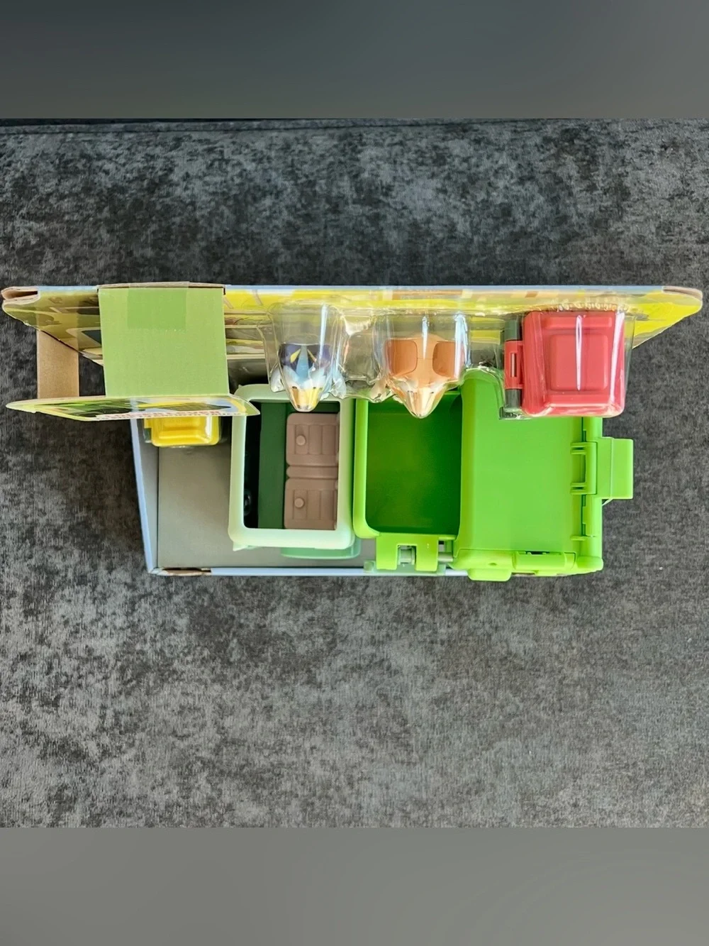 NIB Bluey Garbage Truck Set